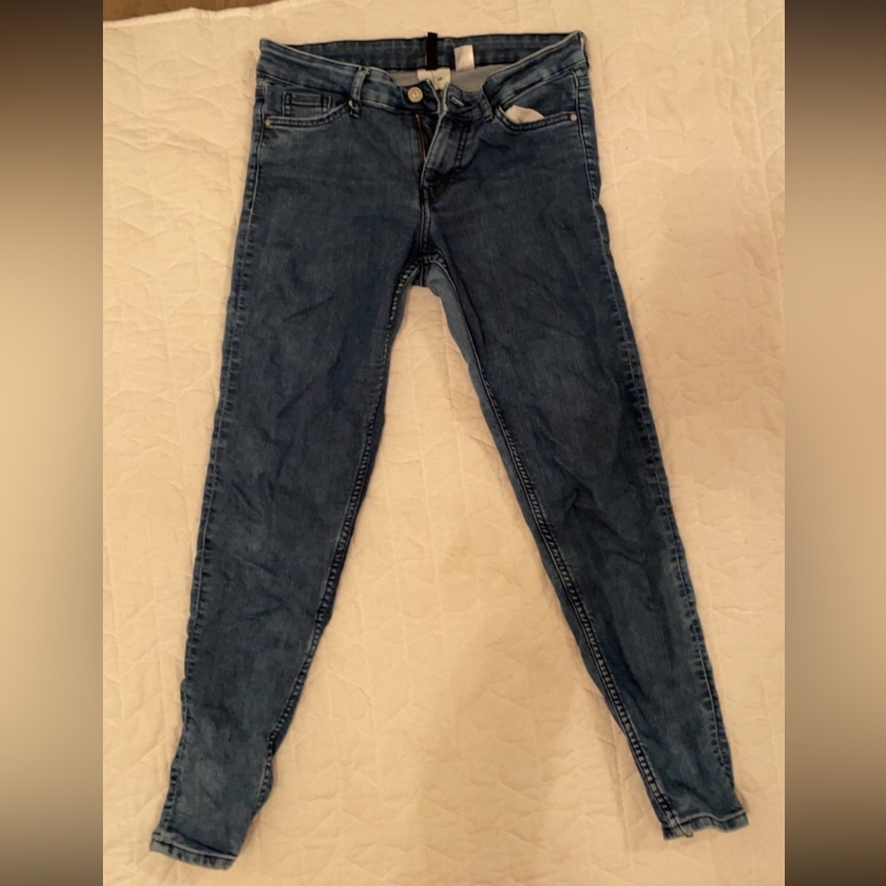 Ankle zipper pants